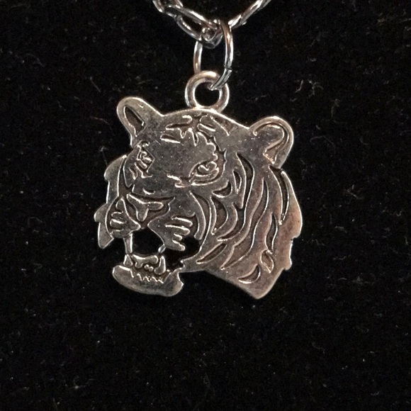 New Stainless Steel 🐯 Tiger Head 🐯 Necklace - Picture 7 of 10